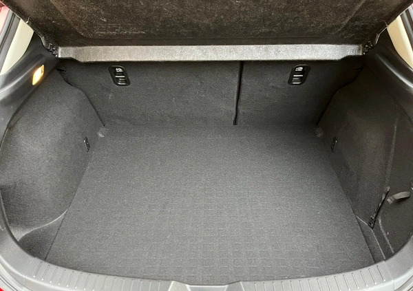 Mazda 3 cena 49900 przebieg: 221463, rok produkcji 2018 z Kłecko małe 667
